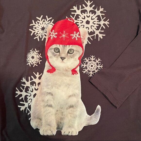 2/$30 FRZ Grey Holiday Kitten Snowflake Graphic Long Sleeve T-Shirt - Picture 4 of 11